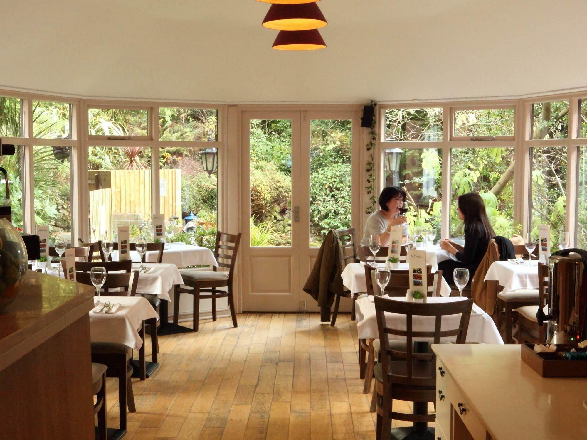 Tunbridge Wells Retreat Hotel Exterior photo