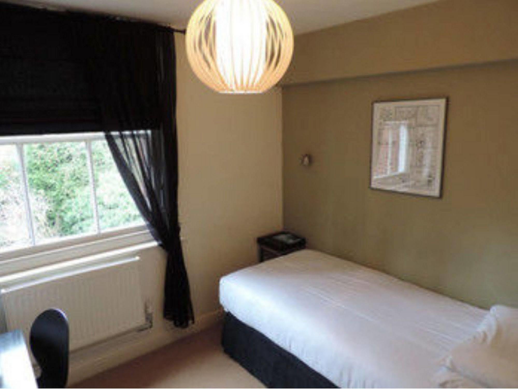 Tunbridge Wells Retreat Hotel Exterior photo